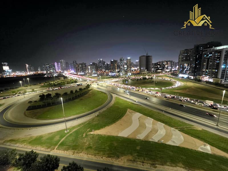 Ultra-Spacious 2-Bedroom | Chiller Free | Premium Open View