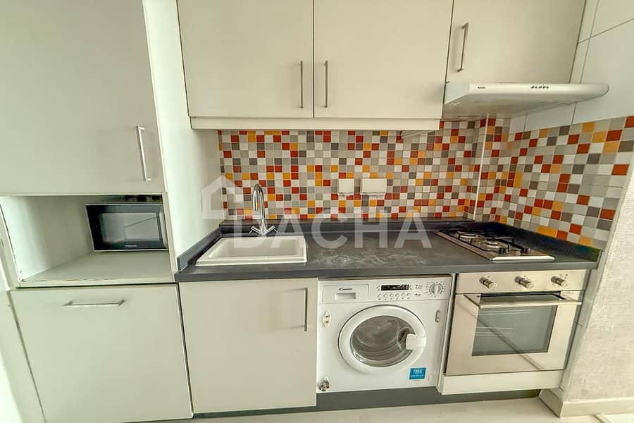 Waterfront | Fully Furnished | Vacant Now - Image 6