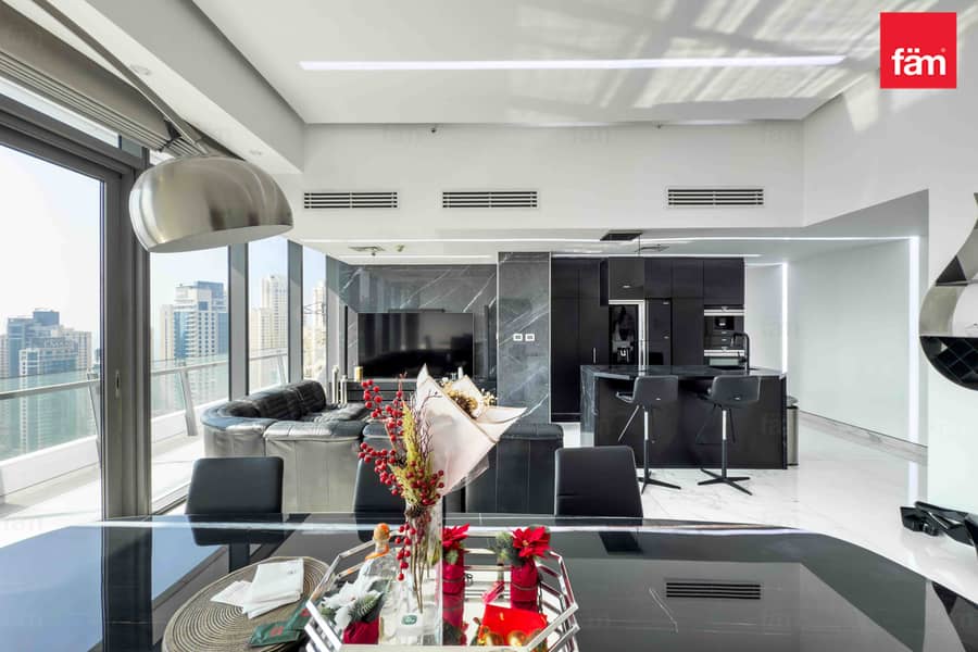 Vacant | Fully Furnished | Stunning Marina Views - Image 11