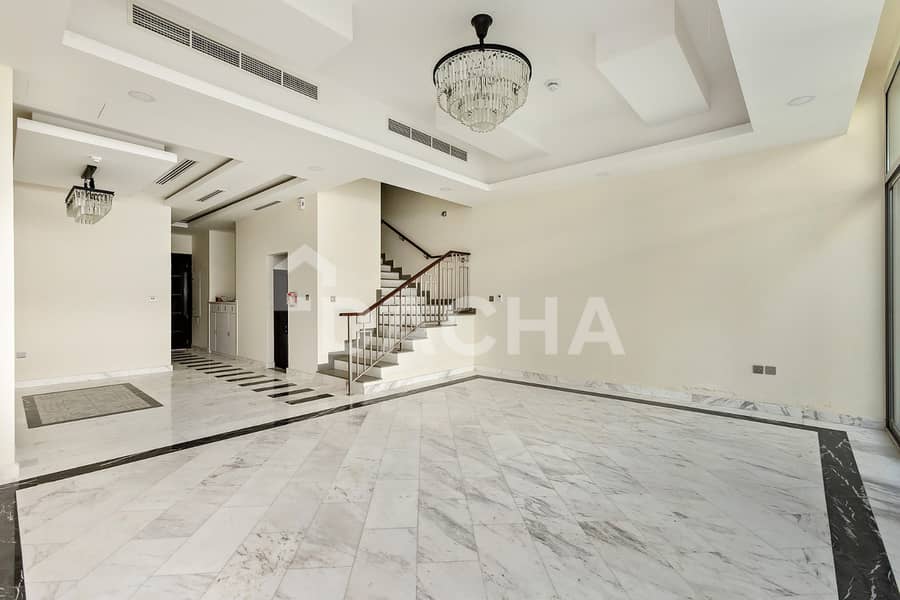 Single Row | Vacant | Close to Park