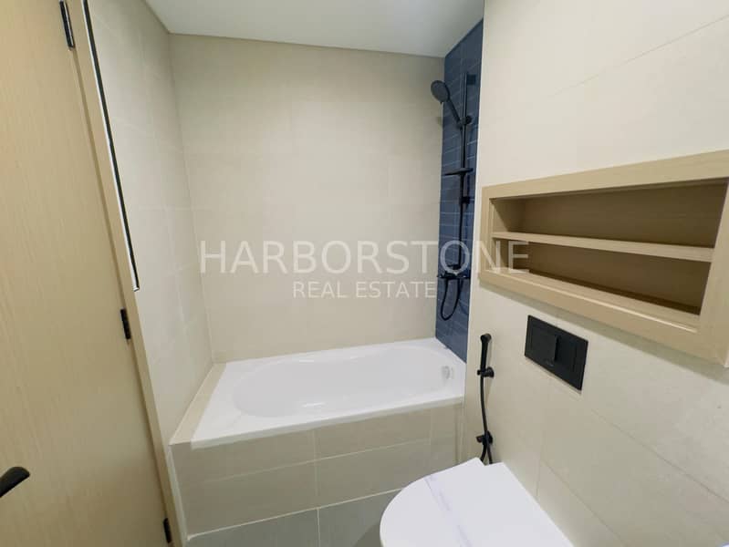 13 21_Harborstone. png