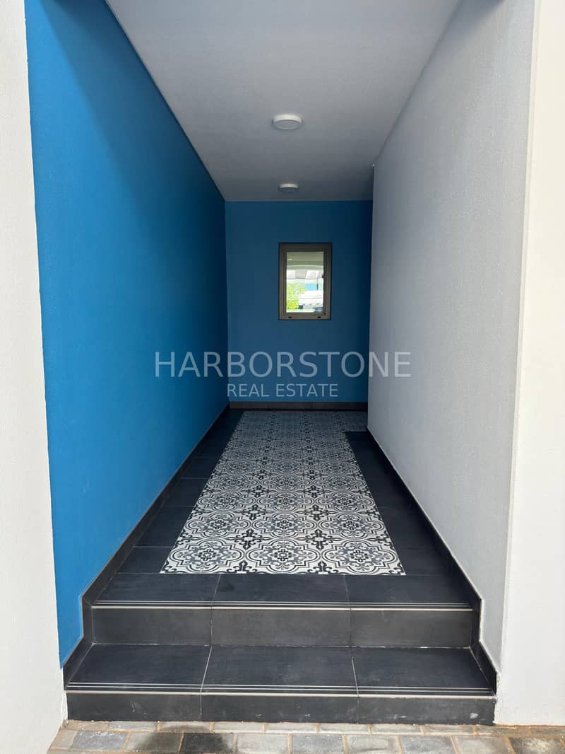 32 3_Harborstone. png