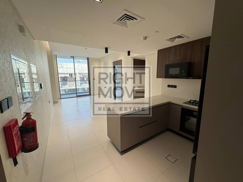 2-BEDROOM AVAILABLE | BRAND NEW | MAJOR ROADS