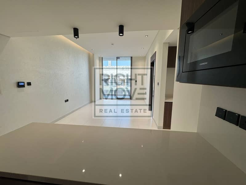 2-BEDROOM AVAILABLE | BRAND NEW | MAJOR ROADS