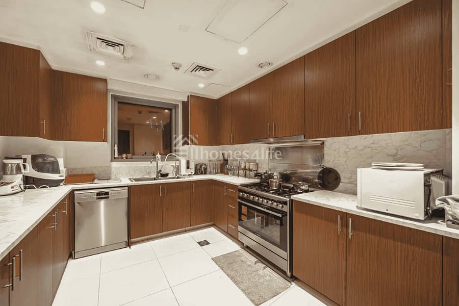 Upgraded 3BR | Fully Furnished | Type 03 - Image 9