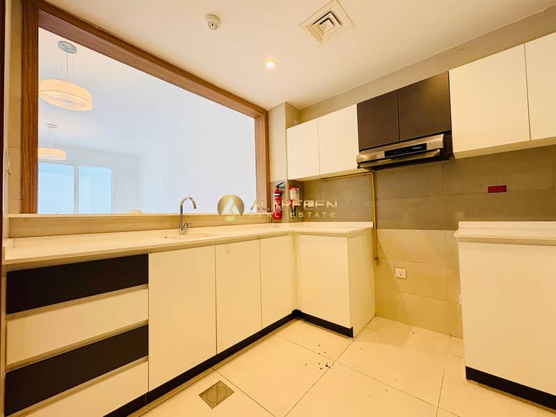 Spacious | Modern Design | Huge Size | Open Kitchen