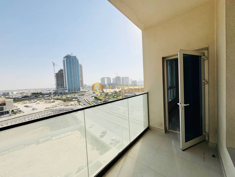 Spacious | Modern Design | Huge Size | Open Kitchen - Image 10