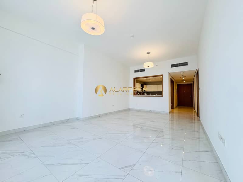 Spacious | Modern Design | Huge Size | Open Kitchen - Image 13