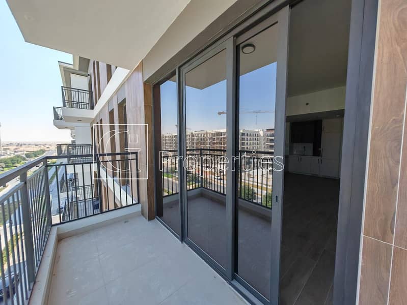 Modern Living | Pool View | Spacious Layout