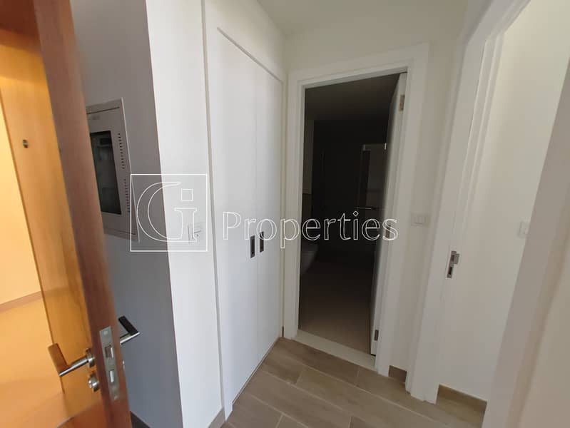 Modern Living | Pool View | Spacious Layout - Image 6