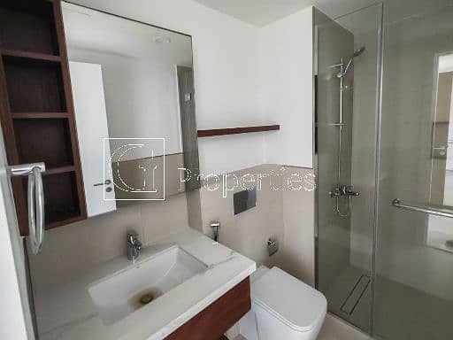 Modern Living | Pool View | Spacious Layout - Image 9