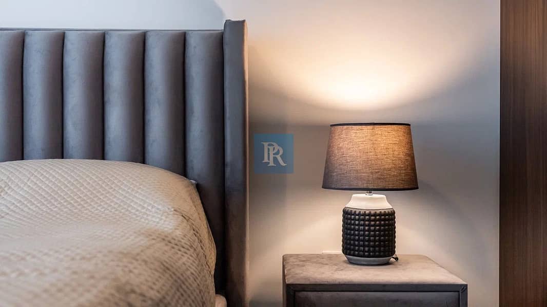 Vacant 1 Bedroom Furnished Premium Location