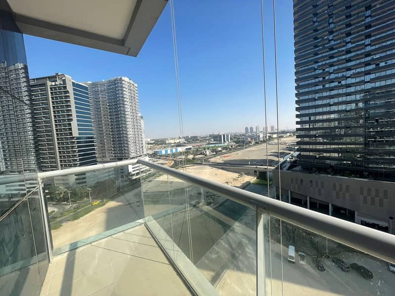 Fully Furnished! Bright, Perfect Layout! - Image 8