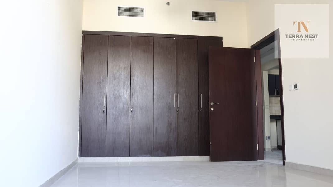 ELEGANT 1 BR | HIGH ROI | INVESTOR DEAL | BRIGHT AND SPACIOUS | GENUINE RESALE