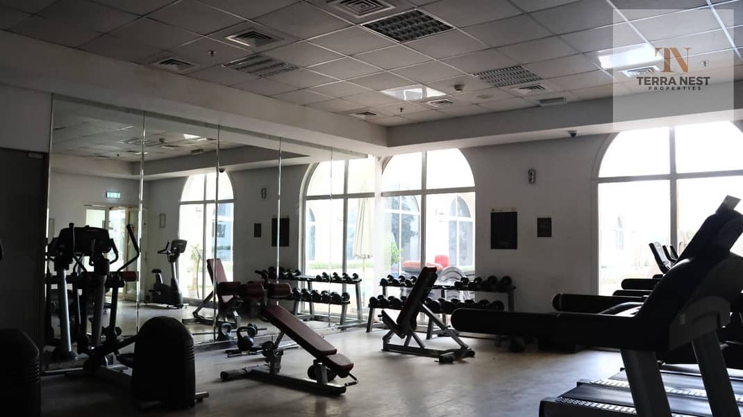 ELEGANT 1 BR | HIGH ROI | INVESTOR DEAL | BRIGHT AND SPACIOUS | GENUINE RESALE - Image 11