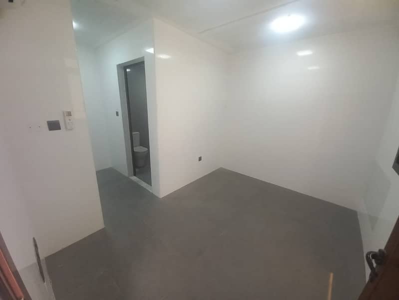 Brand new | 5 bedrooms | Maid room - Image 6