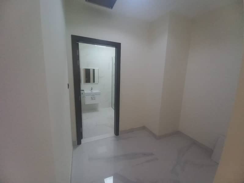 Brand new | 5 bedrooms | Maid room - Image 7