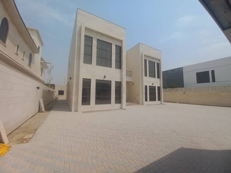 Brand new | 5 bedrooms | Maid room - Image 16