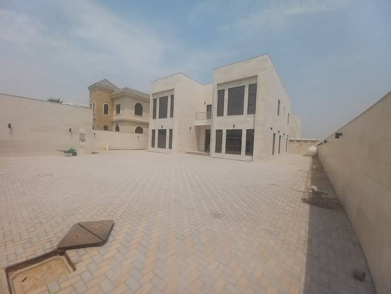 Brand new | 5 bedrooms | Maid room - Image 20