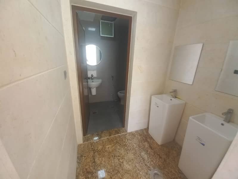 Brand new | 5 bedrooms | Maid room - Image 25