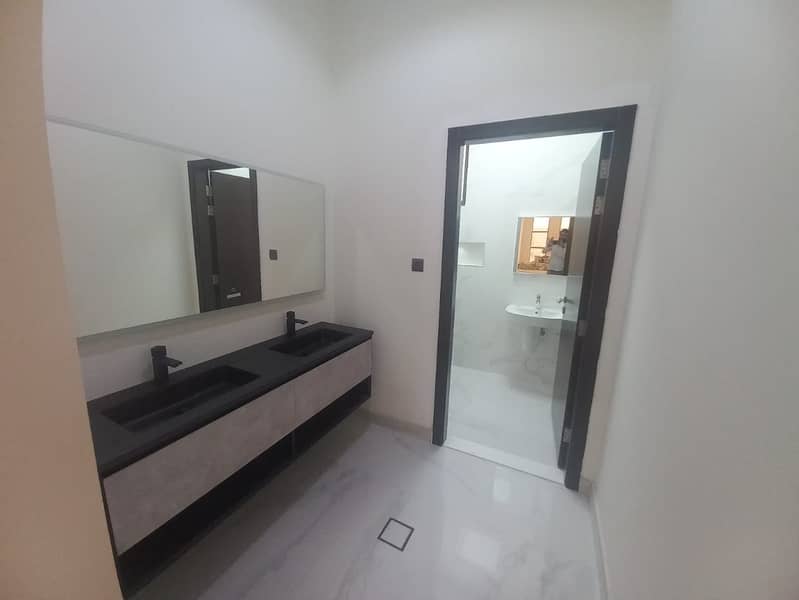 Brand new | 5 bedrooms | Maid room - Image 28