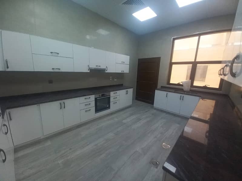 Brand new | 5 bedrooms | Maid room - Image 29