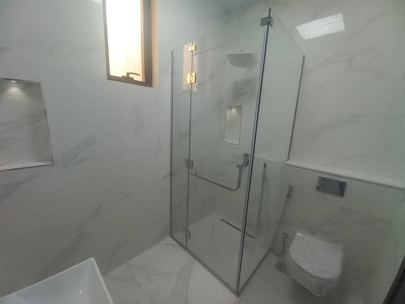 Brand new | 5 bedrooms | Maid room - Image 35