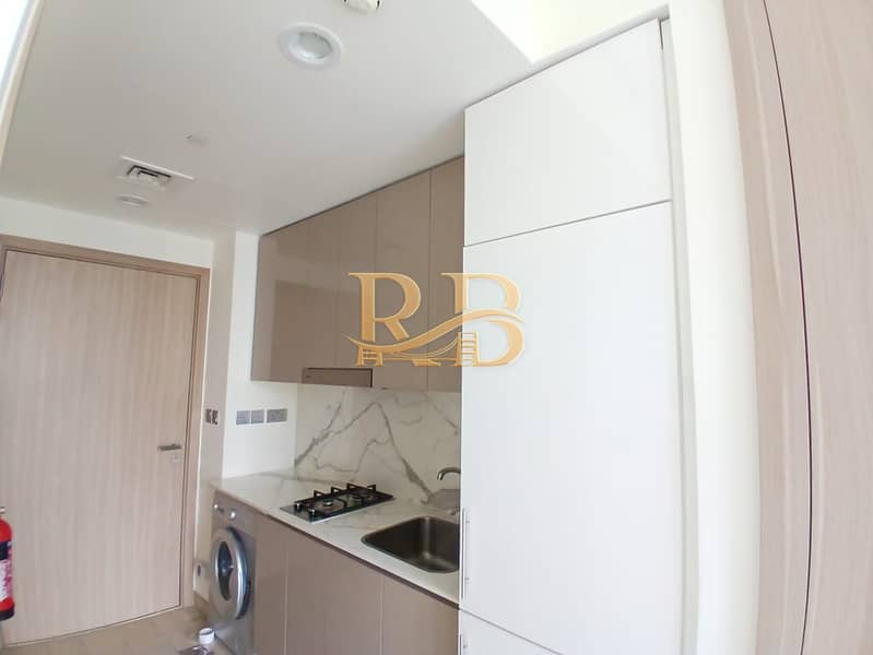 STUDIO, POOL VIEW, SPACIOUS, FULLY FURNISHED, READY TO MOVE