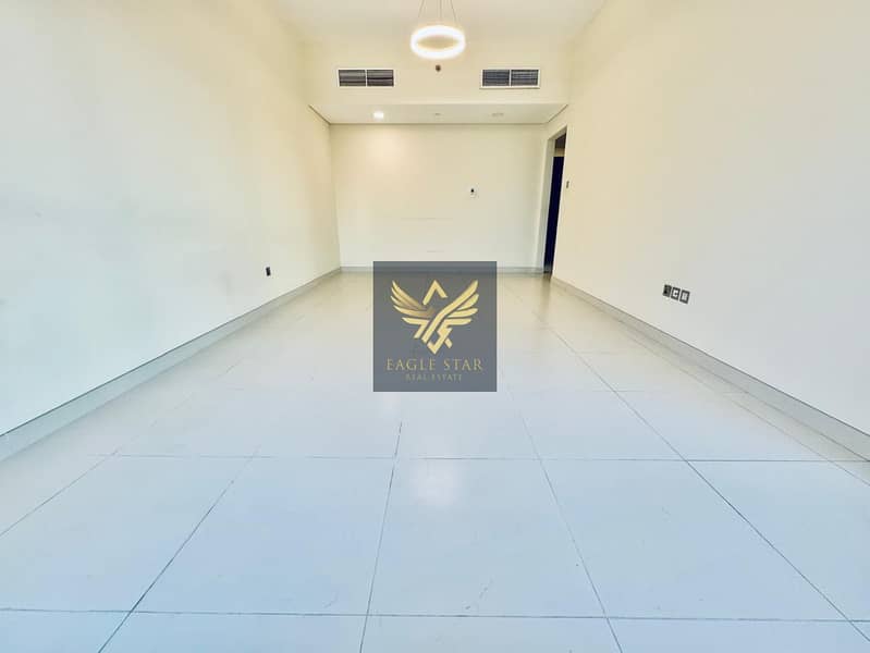 1B-R WITH STORE | BRIGHT AND ELEGANT | READY TO MOVE