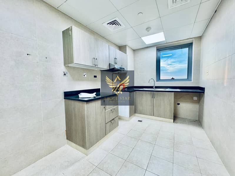 1B-R WITH STORE | BRIGHT AND ELEGANT | READY TO MOVE - Image 7