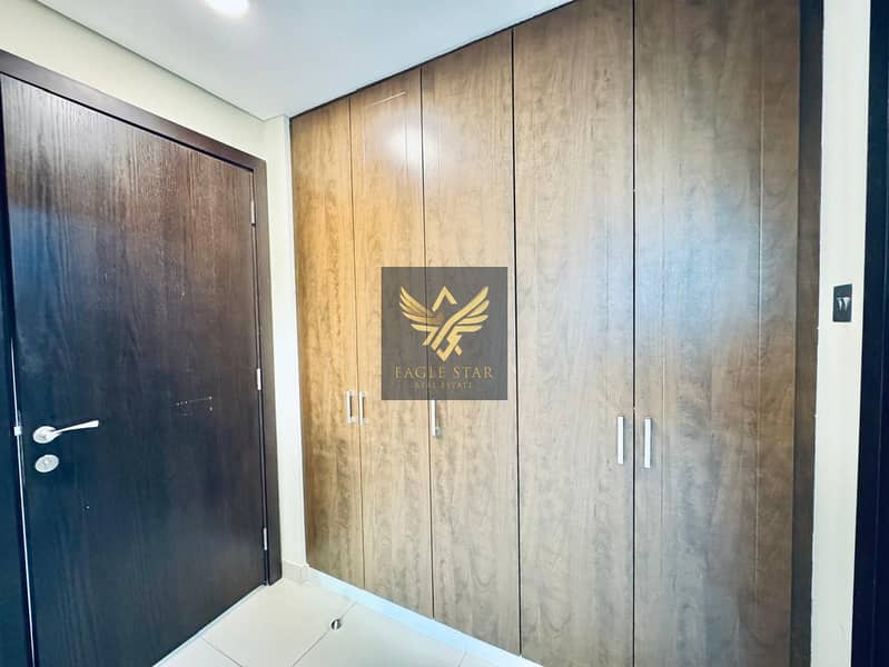 1B-R WITH STORE | BRIGHT AND ELEGANT | READY TO MOVE - Image 9