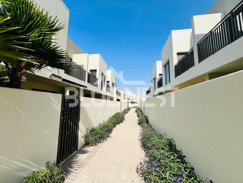 3 BR MAINTAINED | LANDSCAPED | AVAILABLE IMMEDIATLY - Image 10