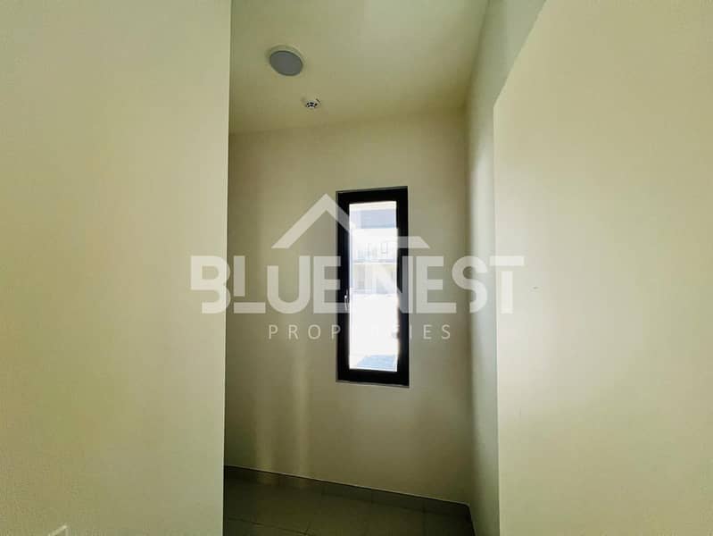 3 BR MAINTAINED | LANDSCAPED | AVAILABLE IMMEDIATLY - Image 12