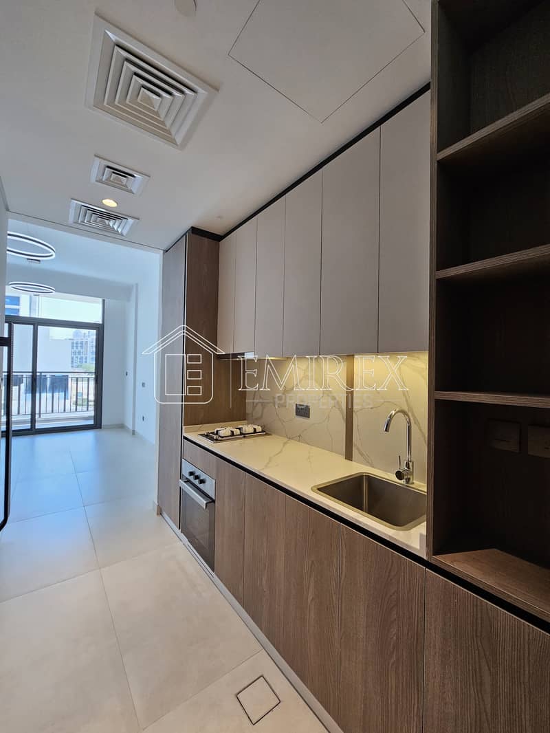 Ready To Move | Semi Furnished | Exclusive Deal - Image 6