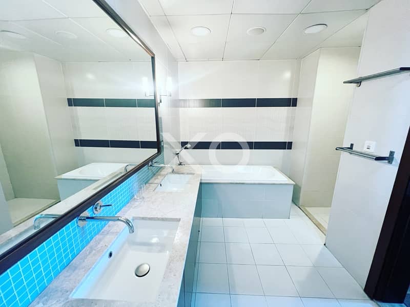 Full Serviced | High Floor | Full Sea View - Image 6