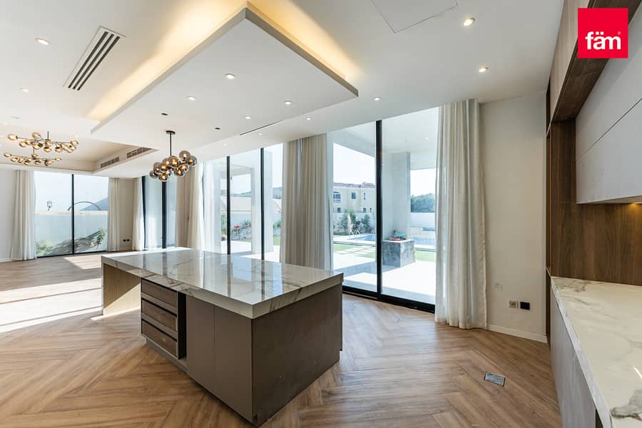 Custom I Back To Back I Semi Circle I Vacant - Image 7