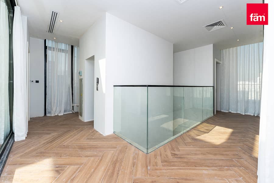 Custom I Back To Back I Semi Circle I Vacant - Image 12