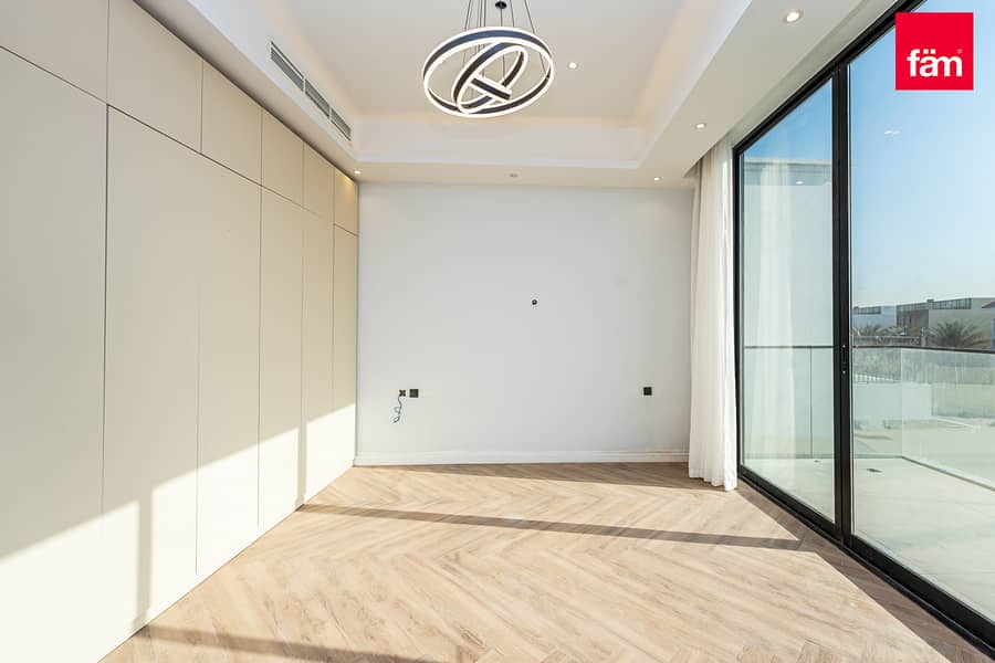 Custom I Back To Back I Semi Circle I Vacant - Image 16