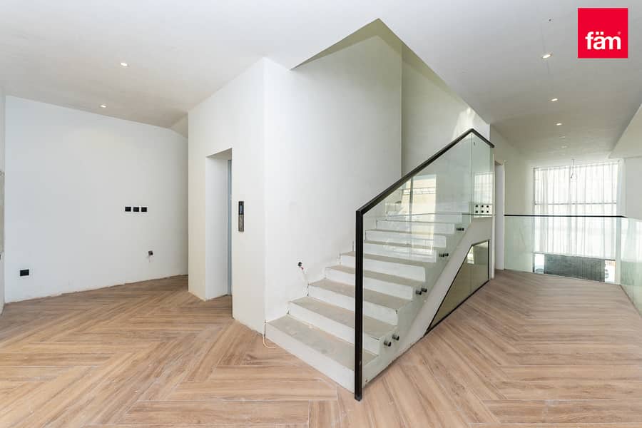 Custom I Back To Back I Semi Circle I Vacant - Image 19