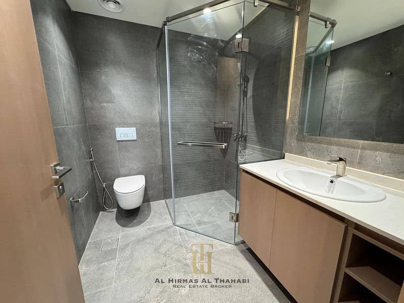 Live Stylishly in Furnished 1BR-New Tower-Spacious - Image 12