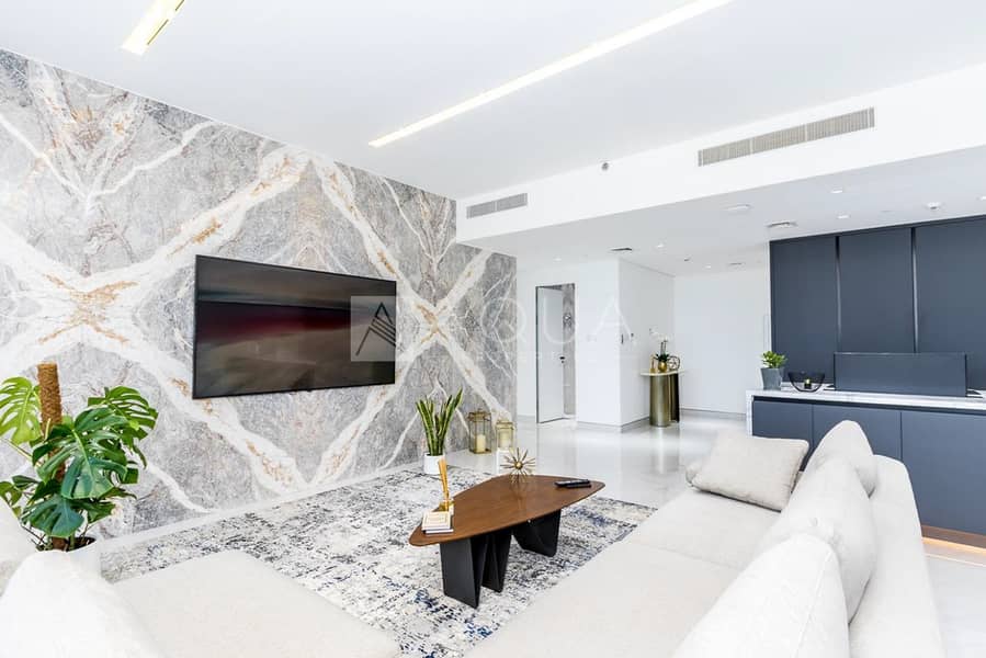 FULLY UPGRADED | FURNISHED | VACANT