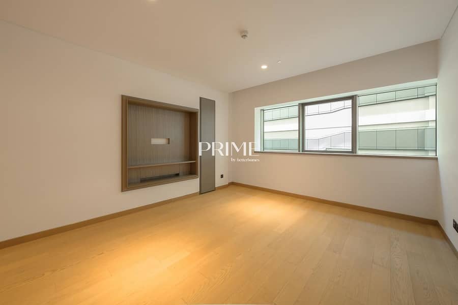 Sea View | Vacant | Beach Access - Image 18