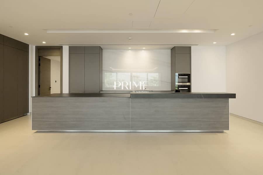 Sea View | Vacant | Beach Access - Image 24