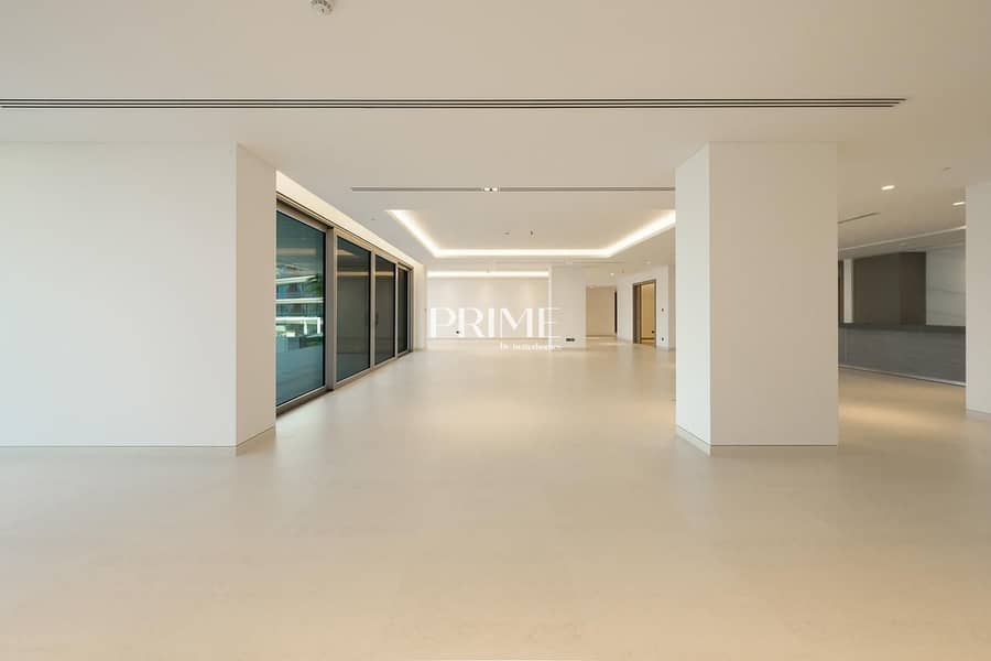 Sea View | Vacant | Beach Access - Image 25