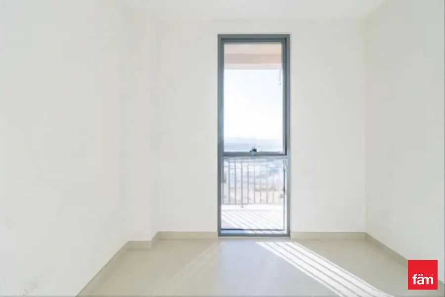 Apartment in Dubai - More
