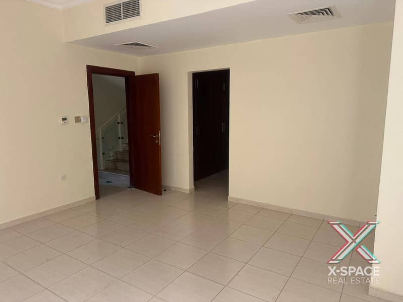 6BR /Cheapest Deal / Ready to move/ Dont miss out