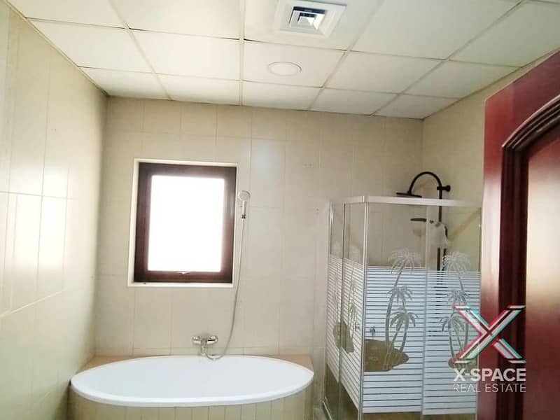 LUXURY 6BR /CHEAPEST DEAL / WELL MAINTAINED VILLA