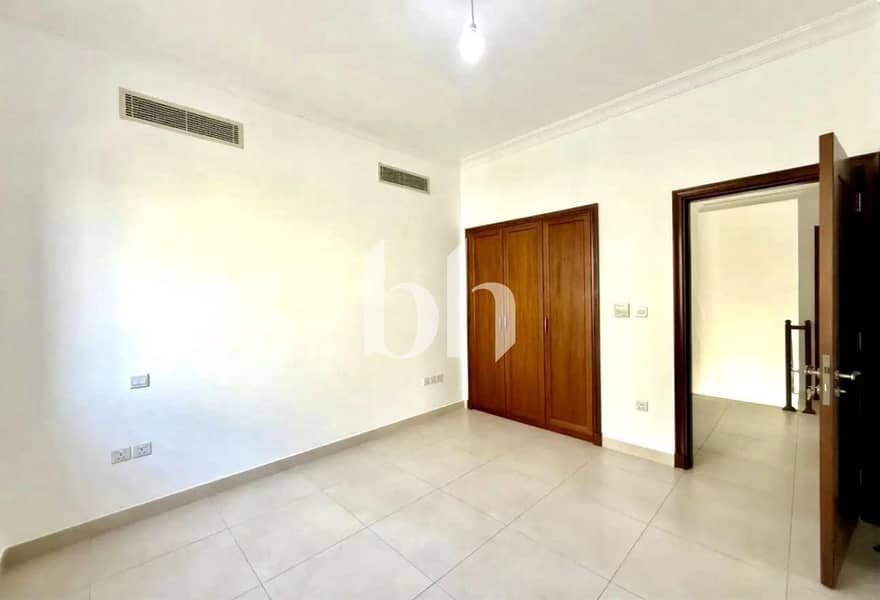 Large Corner Plot | Landscaped | Spacious Layout - Image 10