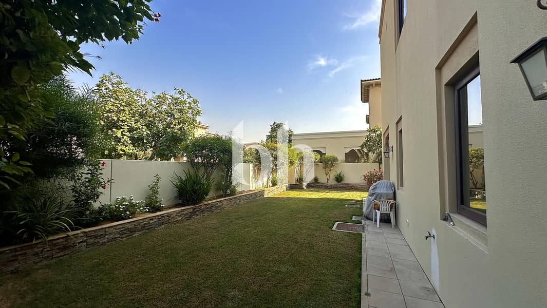 Large Corner Plot | Landscaped | Spacious Layout - Image 15