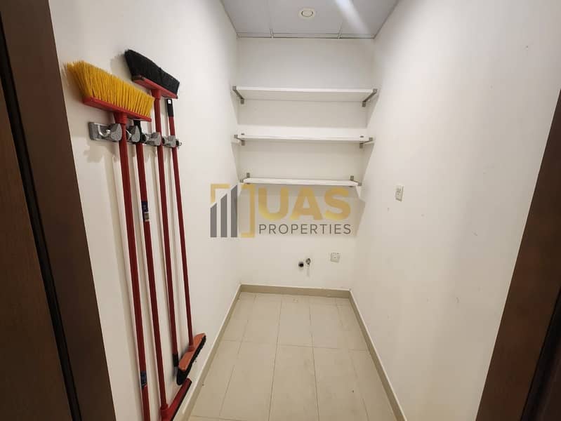 WALKING BEACH SUPER NICE BUILDING HOT OFFER READY